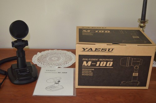 Yaesu 100 desktop - desktop, microphone