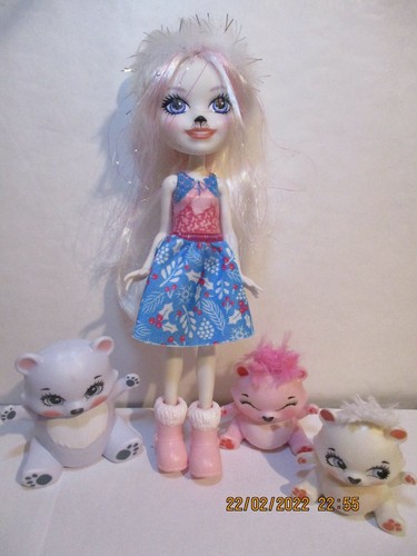Poupee enchantimals pristina - ",