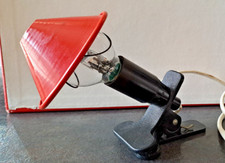 ANCIEN PETIT SPOT A PINCE  ABAT JOUR ORANGE CLOCHE ALU  PIF  WWF