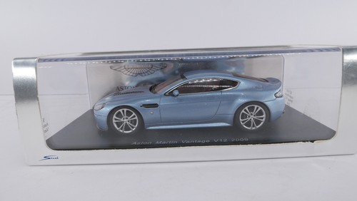 Spark aston martin - spark,