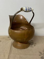 Ancien seau à charbon en cuivre à restaurer manque une poignée et une bosse