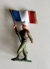 FIGURINE STARLUX LÉGIONNAIRE VERT PORTE DRAPEAU FRANCAIS