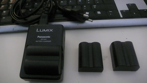 Chargeur batteries lumix - +3,
