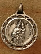 Médaille Religieuse Ancienne. ND De Sion Paris Vierge À L'enfant Jésus Christ 