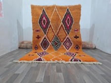 Tapis coloré marocain costume