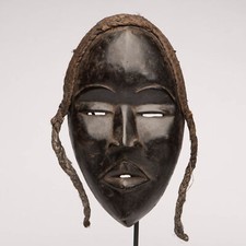 1373 MASQUE DAN AVEC SOCLE