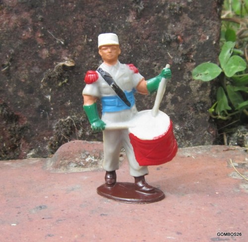Figurine quiralu plastique - quiralu,