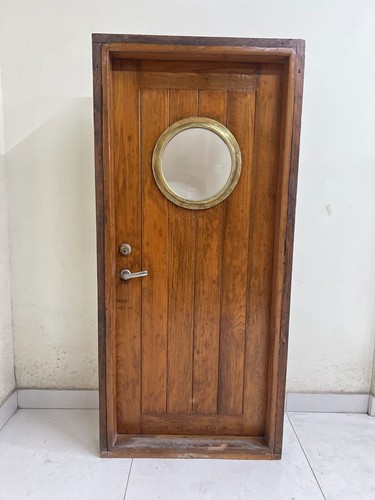 Ancienne porte originale - , en