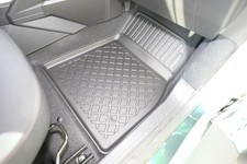 Neuf TPE Tapis de sol pour Dacia Duster III Moteur standard pas mHEV 2024-…