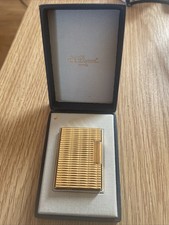 Trés Joli Briquet S.T Dupont