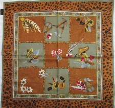 -Superbe Foulard  TIE RACK "