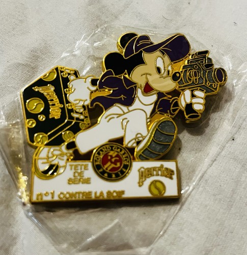 Rare pin perrier mickey - rare,