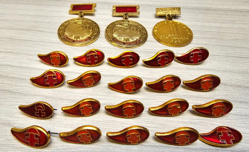 Ancien insigne épingle russe
