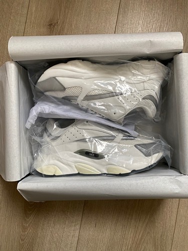Dior b22 t44 - b22,