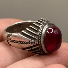 BAGUE ANCIENNE EN ARGENT D'INSPIRATION ROMAINE AVEC PIERRE