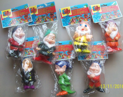 Lot pouets les - de,