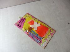 Anciens vêtements de poupée