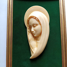 Cadre avec Vierge ivoirine vintage