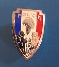 Insigne de casque POLICE, bonnet, peint, embouti, 54 mm - DECAT