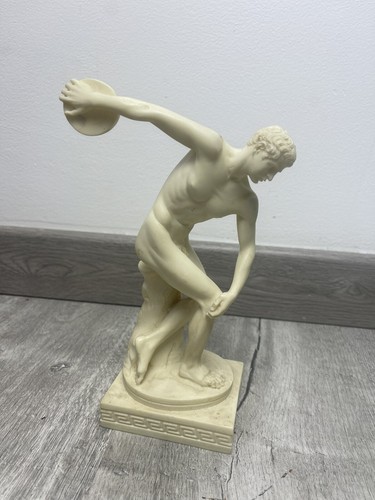 Sculpture statue grecque