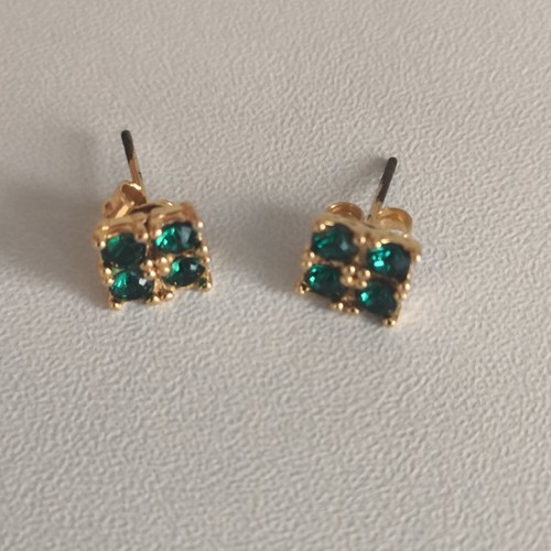 Boucle oreille puces - d’oreille,