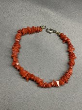 BRACELET EN CORAIL ROUGE , BIJOU