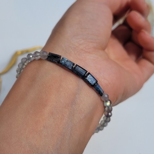 Bracelet délicat pierre - en,