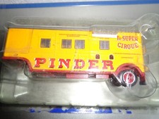 VOITURE MINIATURE 1/64