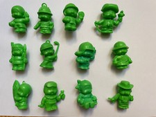 Lot complet figurines vertes
