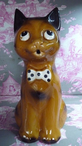 Chat élégant pichet - élégant,