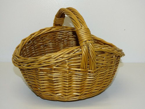 Joli ancien petit panier - -joli,
