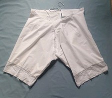 Ancienne culotte bouffant en coton fin , brodé , taille XL
