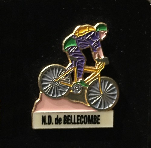 Pin velo cyclisme - pin's,