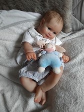 bébé reborn souriant Eliott