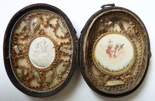 Reliquaire avec reliques - , de