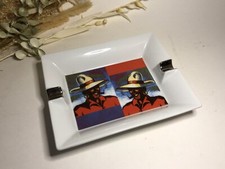 Cendrier ou vide poche en