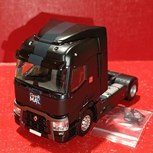 Tracteur renault black clean - renault,