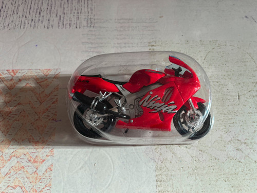 Moto miniature kawasaki ninja - kawasaki,