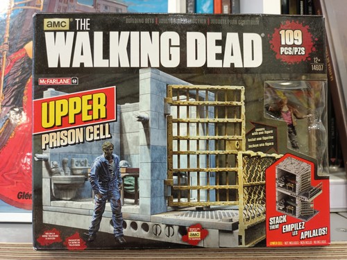 Walking dead upper - -, prison