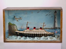 Très beau diorama paquebot NORMANDIE  (CGT Compagnie Générale Transatlantique)