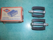 Paire de pédale noire Weco 240 B vélo ancien neuve ancien stock