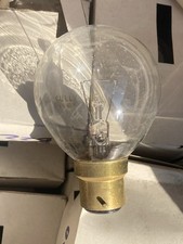 Une Ampoule 24V  claire B22