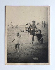 Enfants heureux contents plage - Photo ancienne snapshot