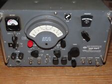 Mesureur de champ Stoddart NM-25T, c'est un récepteur SS chaud