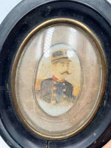 Miniature sur carton soldat - &,