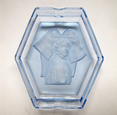 Cendrier portrait alsacienne - portrait,
