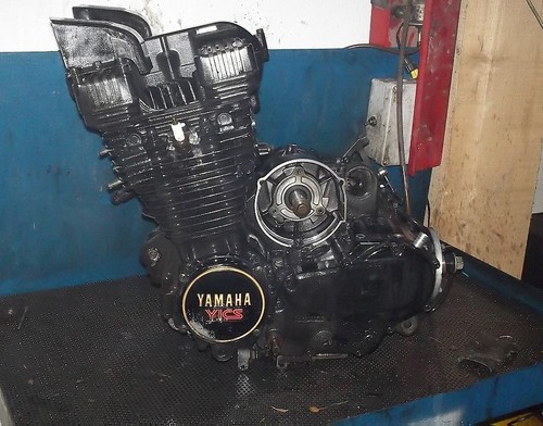 Yamaha 650 turbo moteur - xj,