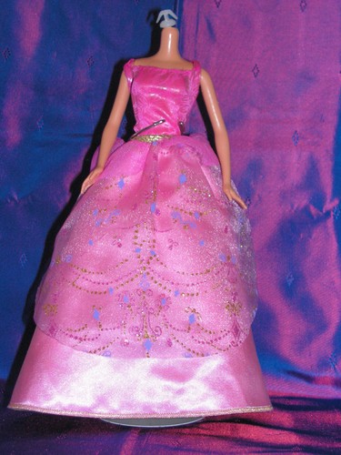 Barbie vêtement 25200 - ,
