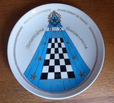 Une autre assiette maçonnique en porcelaine GOF, nonantième anniversaire, 1993.