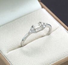 Valeur : 2.350 Euros Bague En Diamant 0,36 Ct De Diamants Baguettes En Or 750